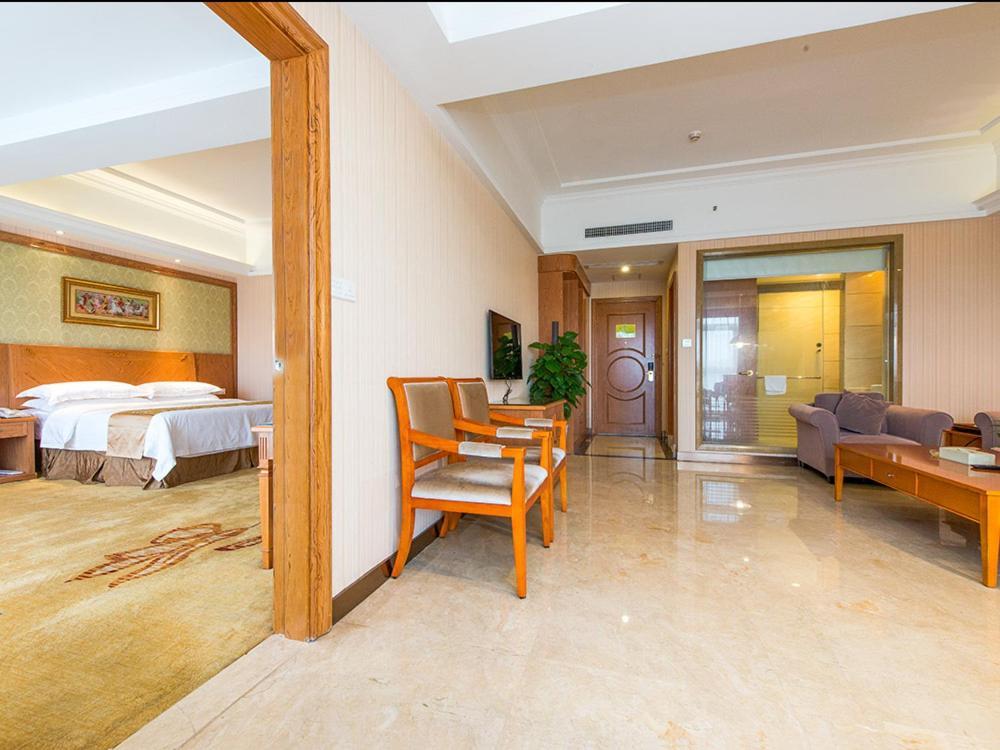 Vienna International Hotel Shenzhen Longgang Lilang Exterior foto