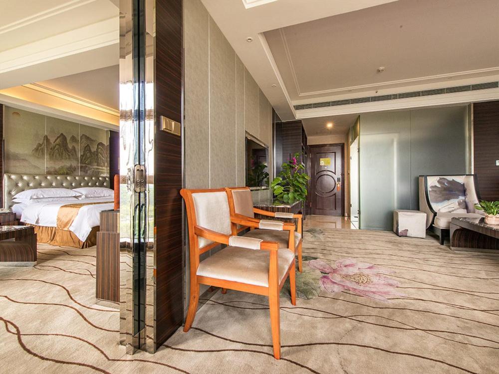 Vienna International Hotel Shenzhen Longgang Lilang Exterior foto